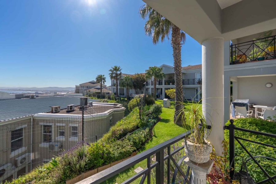 2 Bedroom Property for Sale in Devils Peak Western Cape